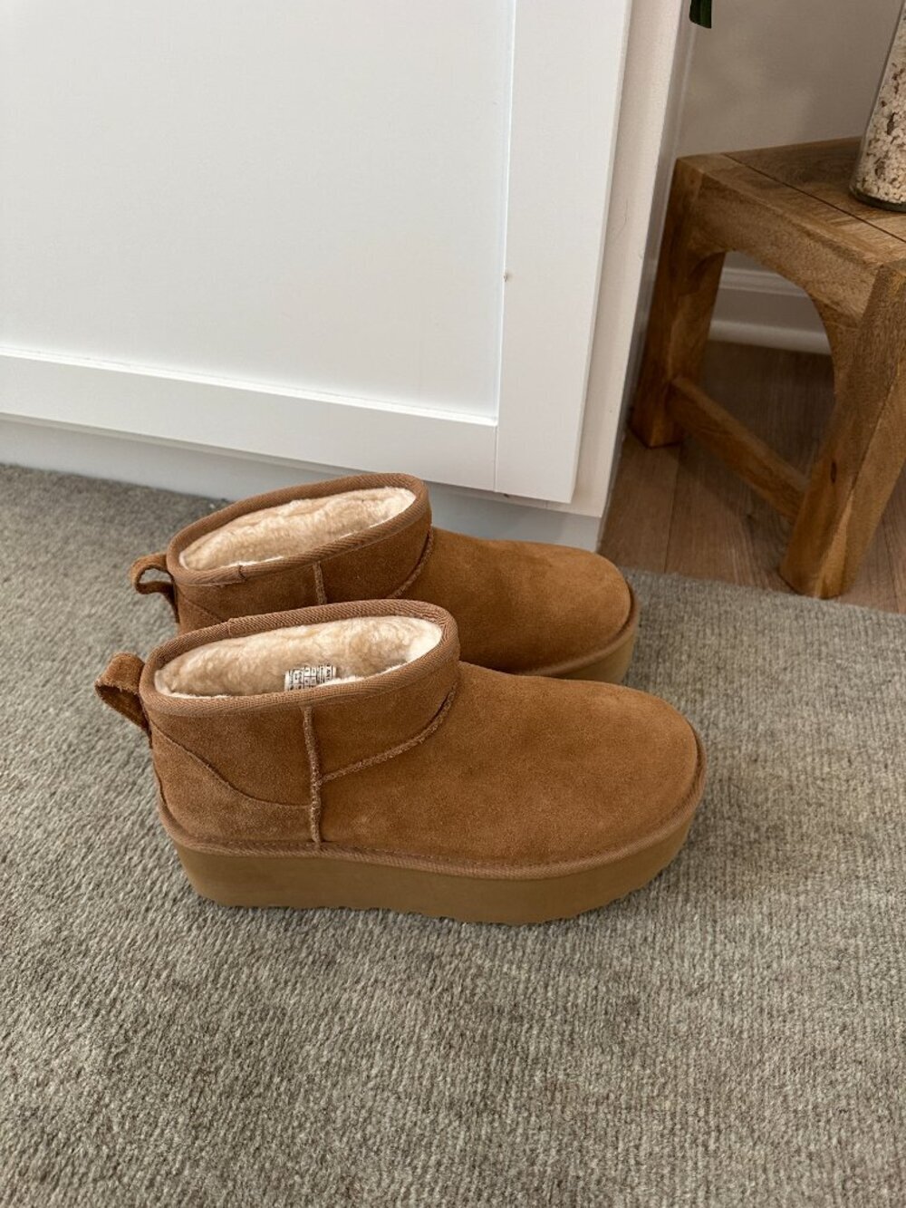UGG Classic Ultra Mini Platform Boot in Chestnut Size US 10 - Picture 5 of 11